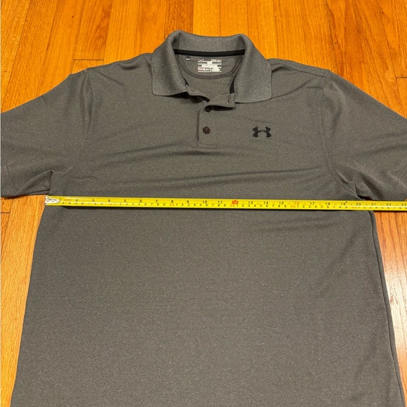 Under Armour Shirt Mens Medium Gray Loose Fit Heat Gear Short Sleeve - Picture 4 of 7